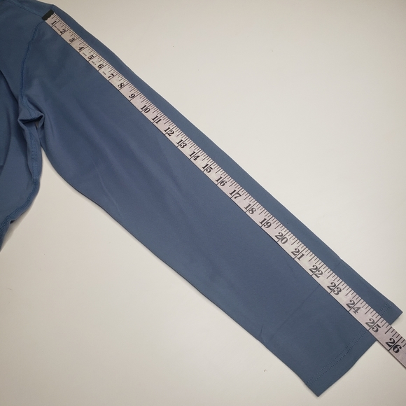 *3/$25 NWT Mens Long Sleeve Performance T-Shirt Large - Picture 3 of 13